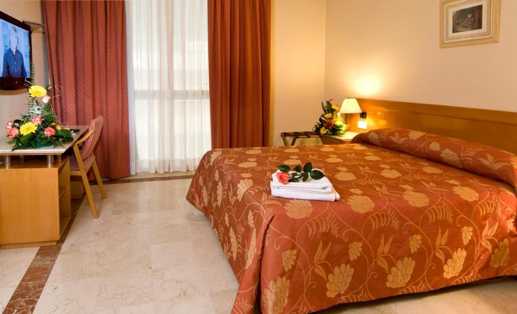 קרבקה דה לה קרוז Hotel Central Caravaca מראה חיצוני תמונה