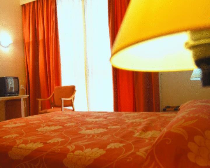 קרבקה דה לה קרוז Hotel Central Caravaca מראה חיצוני תמונה